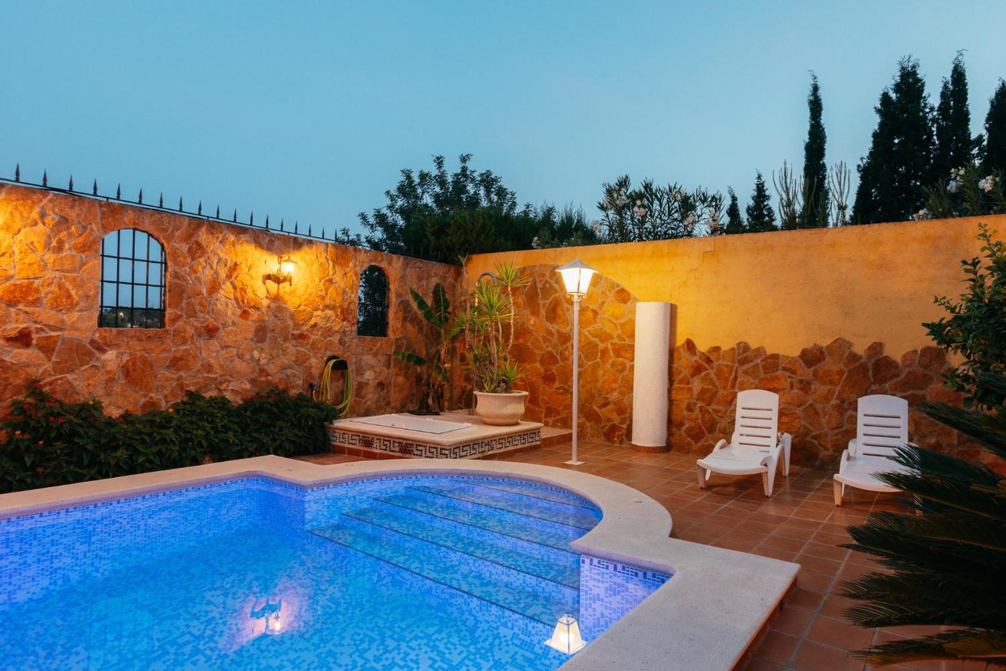 Chalet, Villa Rodeada De Naturaleza Piscina A Doce Klm De Valencia Y 7 Del Aeropuerto Exterior photo