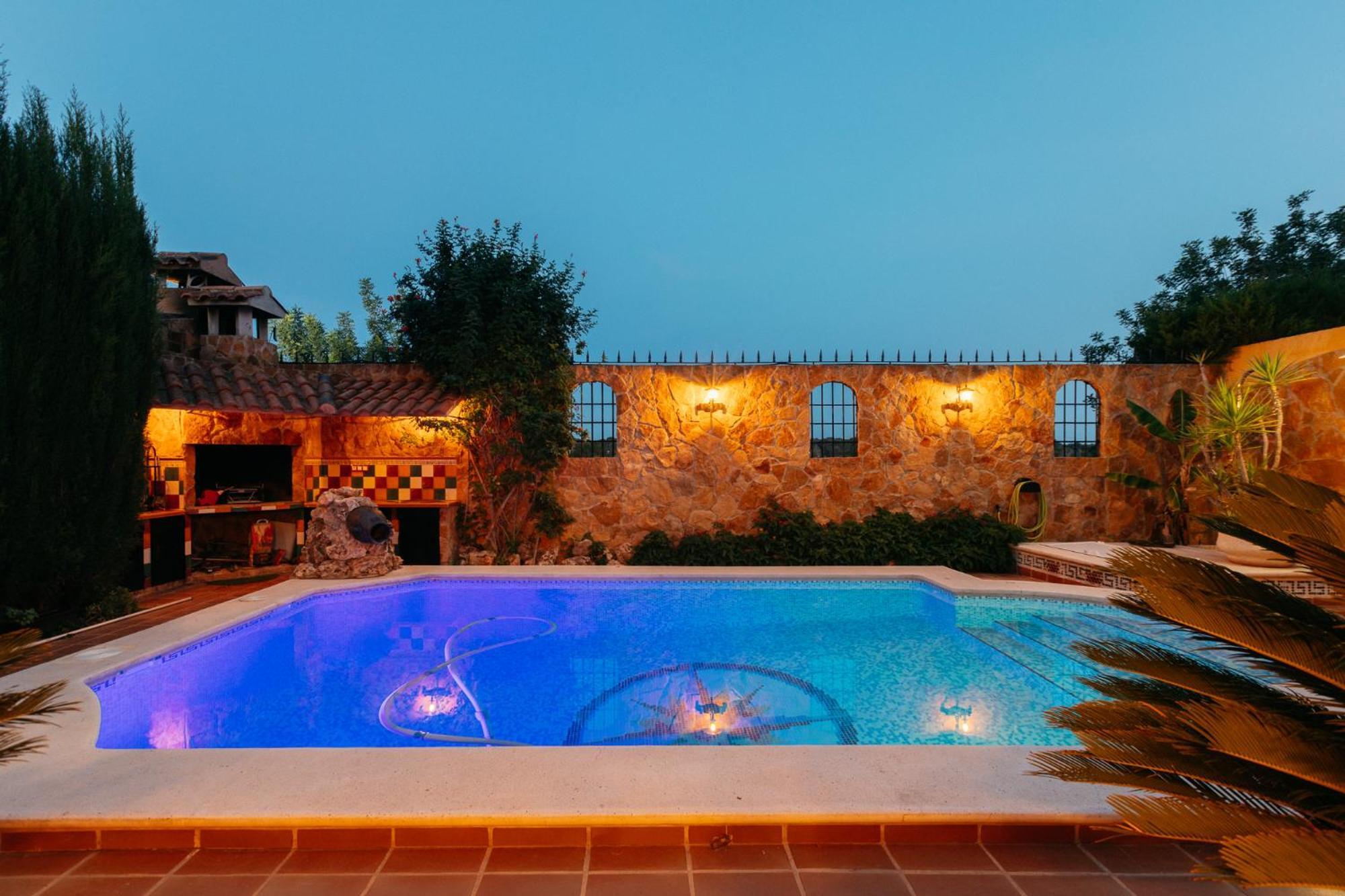 Chalet, Villa Rodeada De Naturaleza Piscina A Doce Klm De Valencia Y 7 Del Aeropuerto Exterior photo