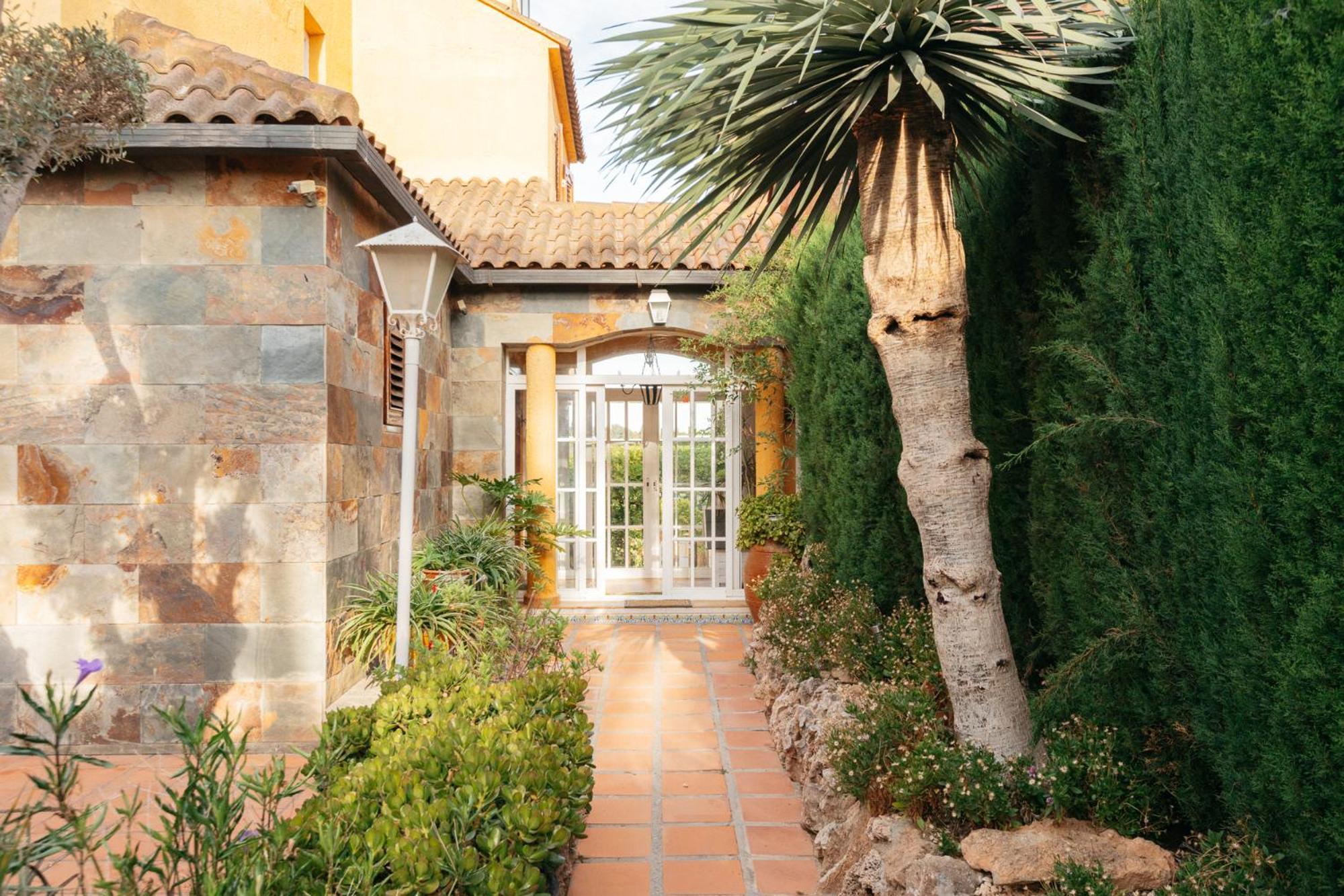Chalet, Villa Rodeada De Naturaleza Piscina A Doce Klm De Valencia Y 7 Del Aeropuerto Exterior photo